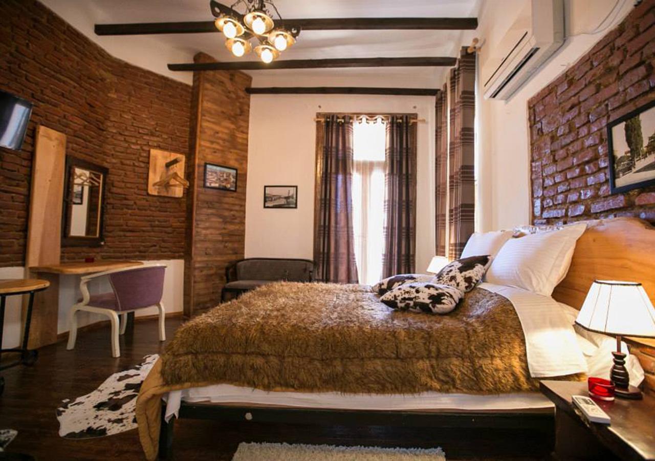Hotel Vila 1928 Tirana Esterno foto