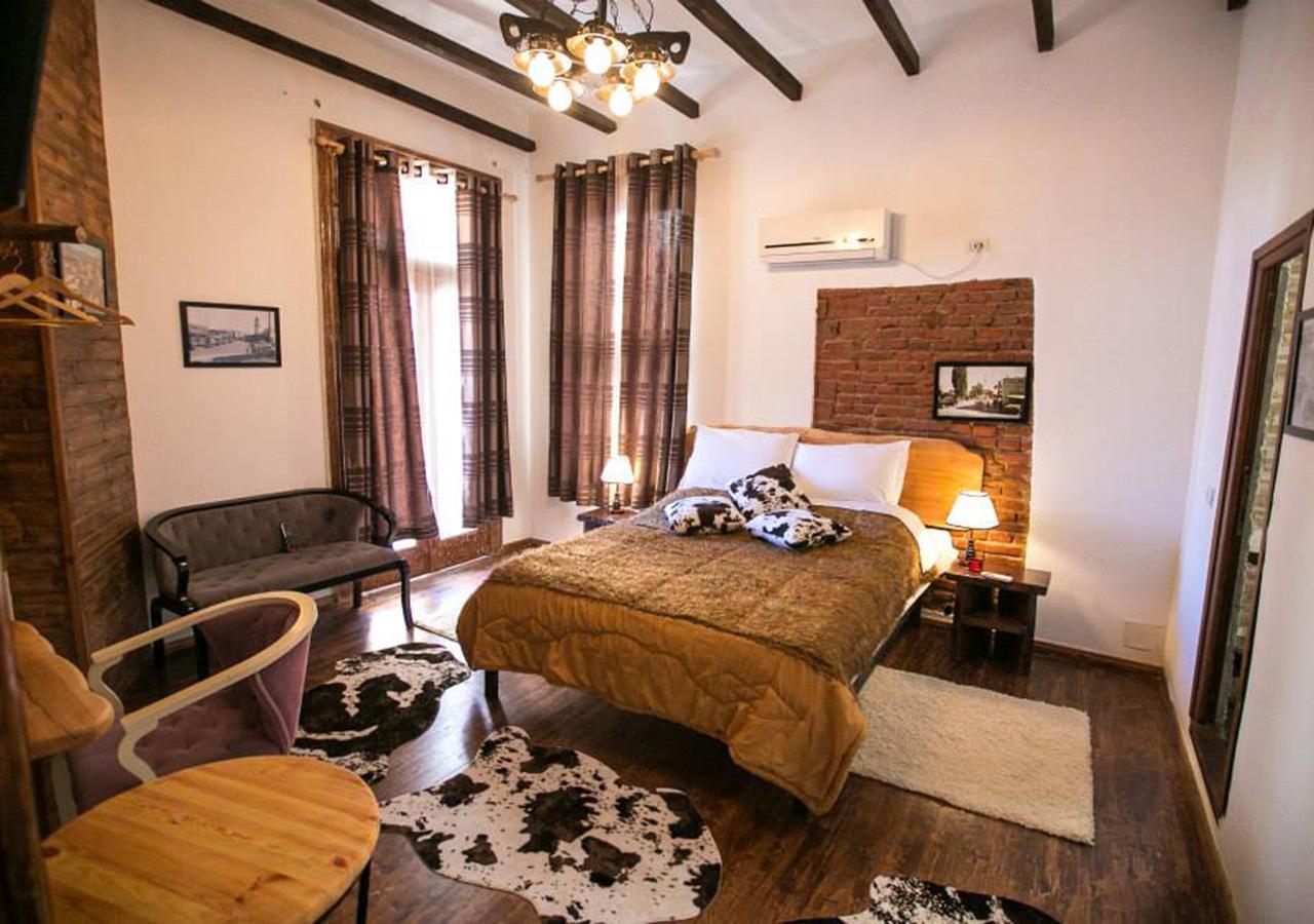 Hotel Vila 1928 Tirana Esterno foto